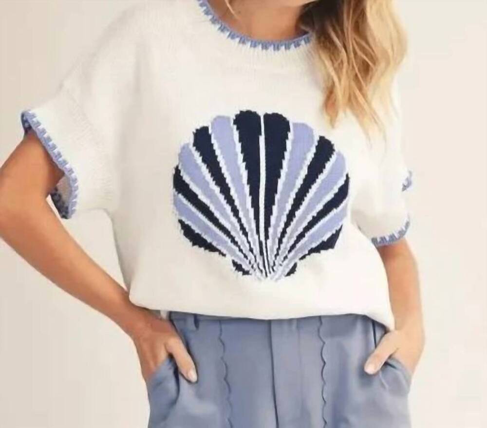 NEW STYLE USA shell patterned sweater top in white